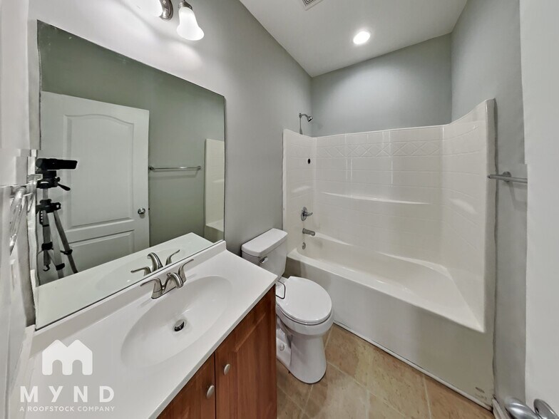 Building Photo - 4627 Rosser Loop Dr