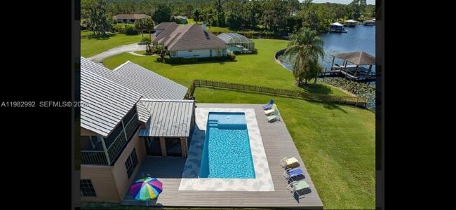 Building Photo - 3116 Tanglewylde Ave