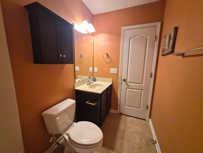 Building Photo - 103 Palin Trail