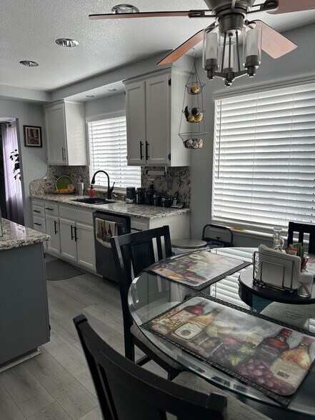 Building Photo - 14825 Harbor Ct
