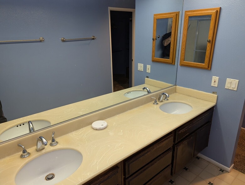 Building Photo - 3649 Birdsong Ave