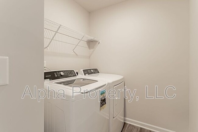 Building Photo - 108 Stellate Pl
