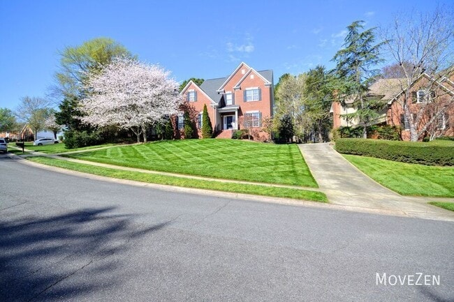 Building Photo - 10516 Rougemont Ln