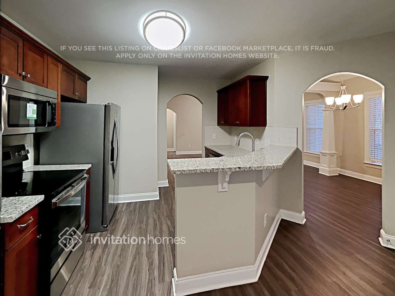 Building Photo - 508 Riverglen Dr NW