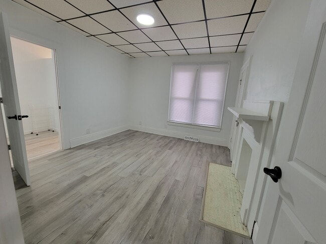 Building Photo - 920 Hendrix Ave