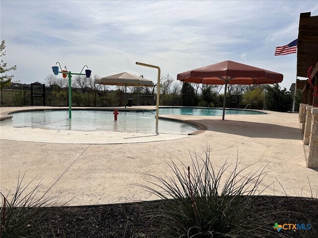 Building Photo - 2606 Cortona St