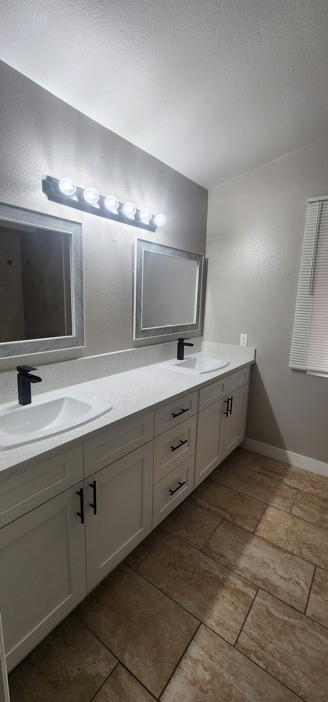 Building Photo - 4505 Ferrell St