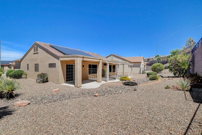 Building Photo - 55+ Age Restricted in Henderson - Zero Carpet