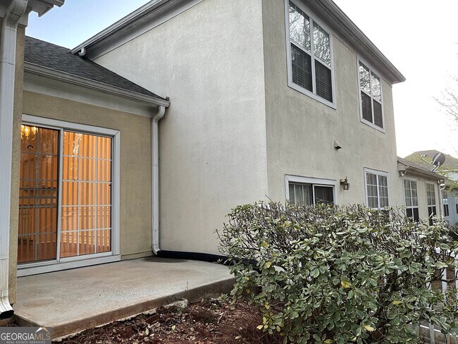 Building Photo - 124 Cottesford Dr SW