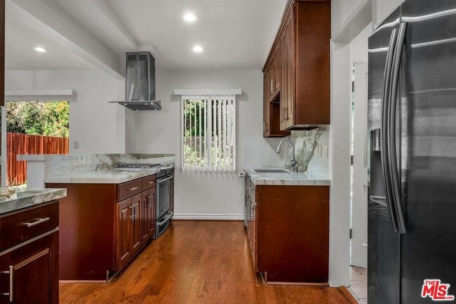 Building Photo - 5350 S Slauson Ave