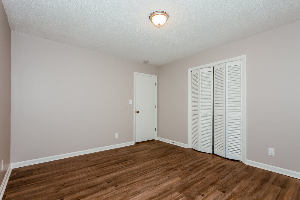 Building Photo - 431 Hillcrest Dr