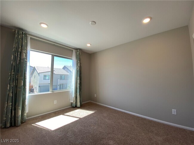 Building Photo - 10246 Bloom Quick Ct