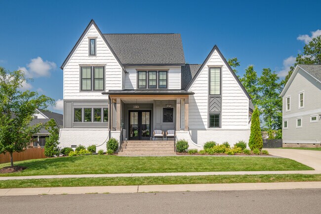 Building Photo - 3618 Graythorne Dr