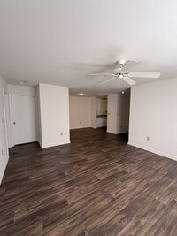 Building Photo - 10 Hamiltons Bay Ct