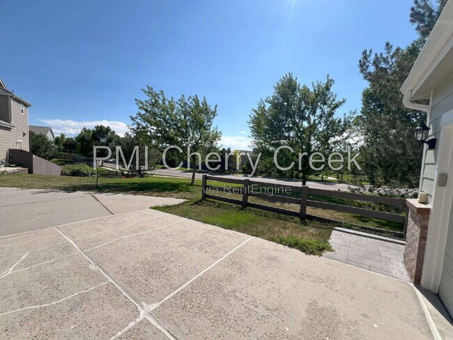 Building Photo - 19453 E Hollow Creek Dr