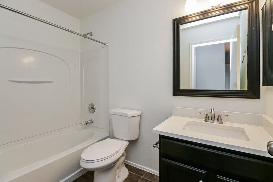 Building Photo - 1935 E Renegade Trail