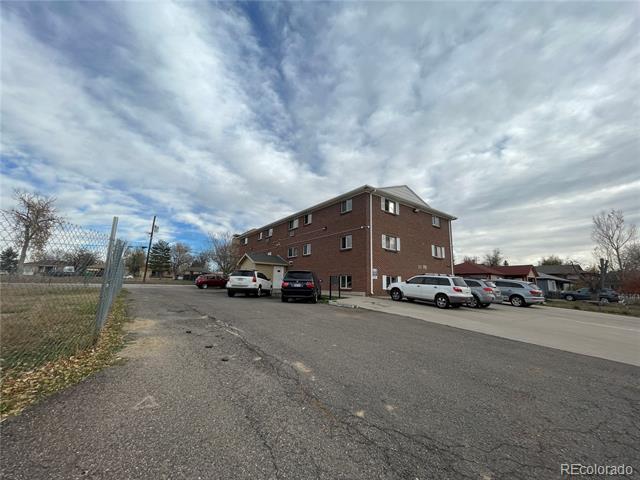 Building Photo - 1676 Hanover St