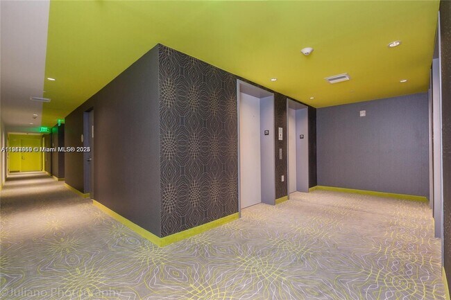 Building Photo - 501 NE 31st St