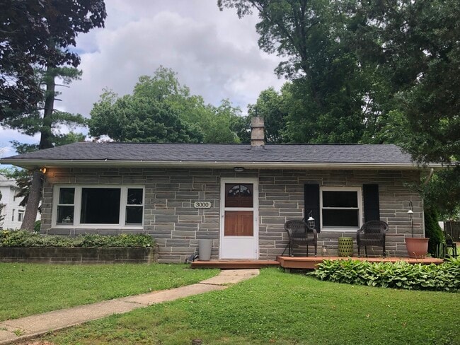 Building Photo - 3000 Virginia Ave