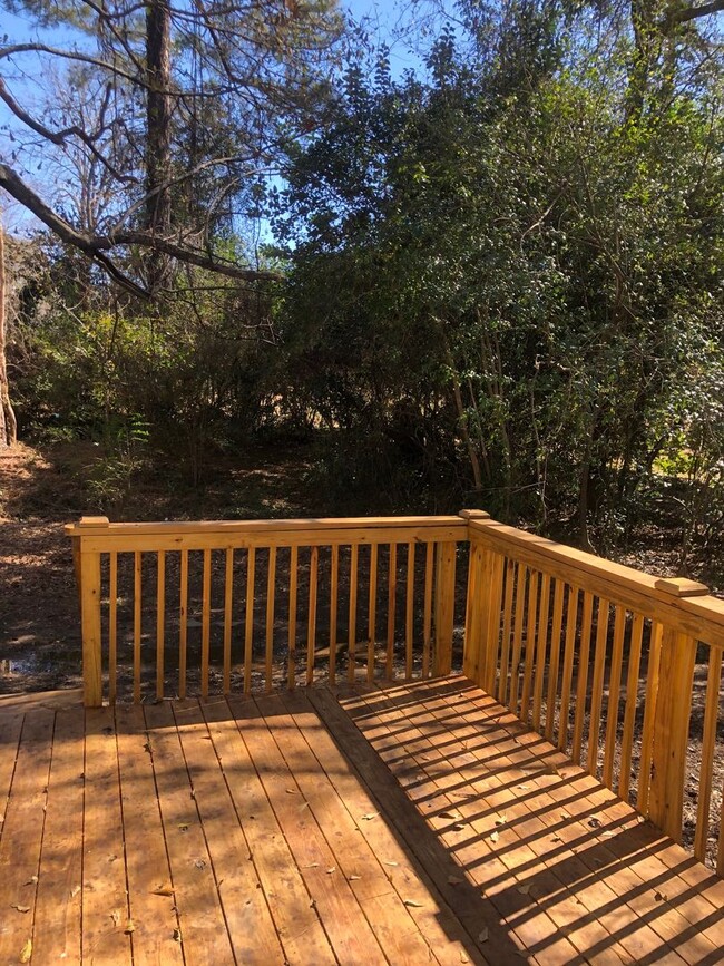 Building Photo - Charming 2BR Home Near Downtown Auburn & Auburn University