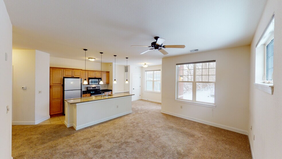 Delafield Lakes Apartments 402 Genesee St Delafield WI 53018