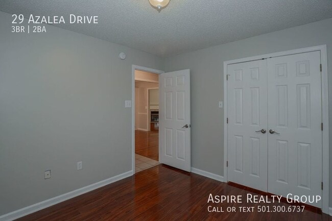 Building Photo - 29 Azalea Dr