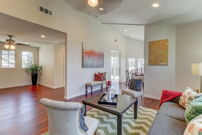 Building Photo - 5038 O Sullivan Dr