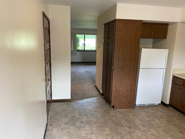 Building Photo - 1115 Elizabeth Ct