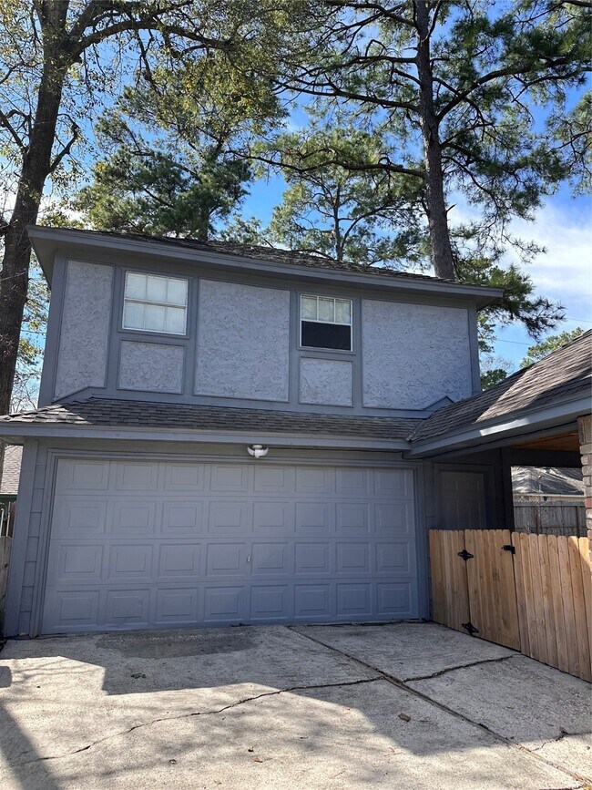 Building Photo - 17707 Moss Point Dr