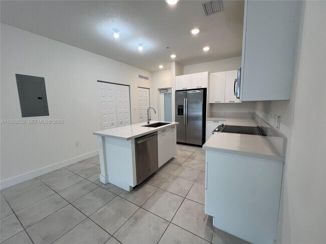 Building Photo - 8301 NW 41st St