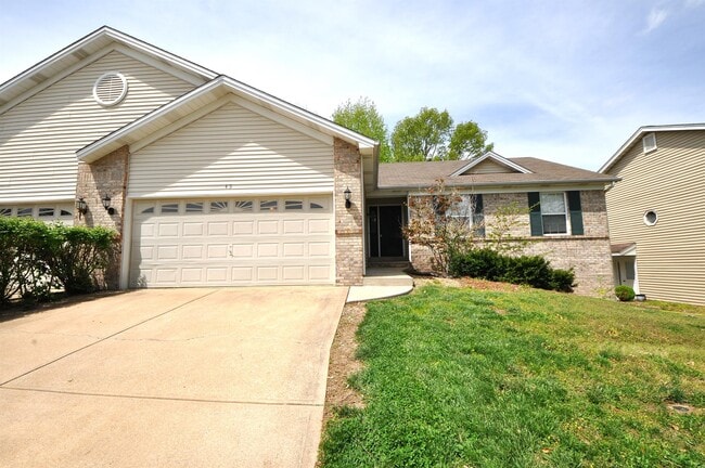 Primary Photo - 49 Monterey Cypress Dr