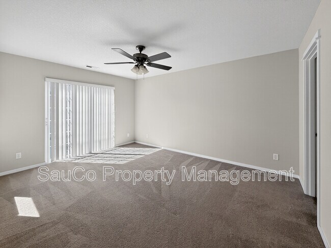 Building Photo - 7261 NE Stoneybrook St
