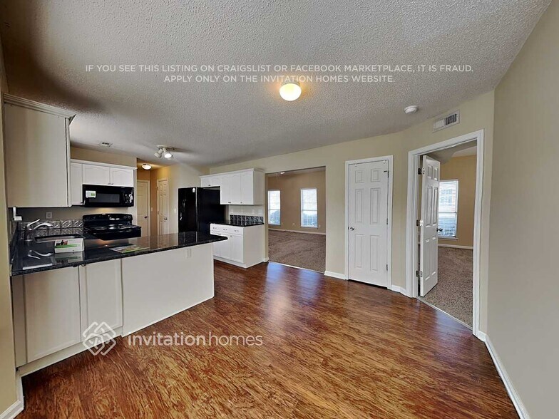 Building Photo - 5909 Creft Cir