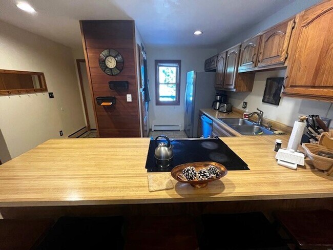 Building Photo - Winter Seasonal Rental- Snowscape 402
