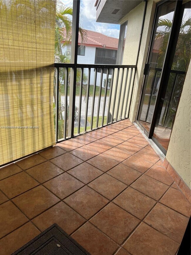 Building Photo - 9691 SW 138th Ave