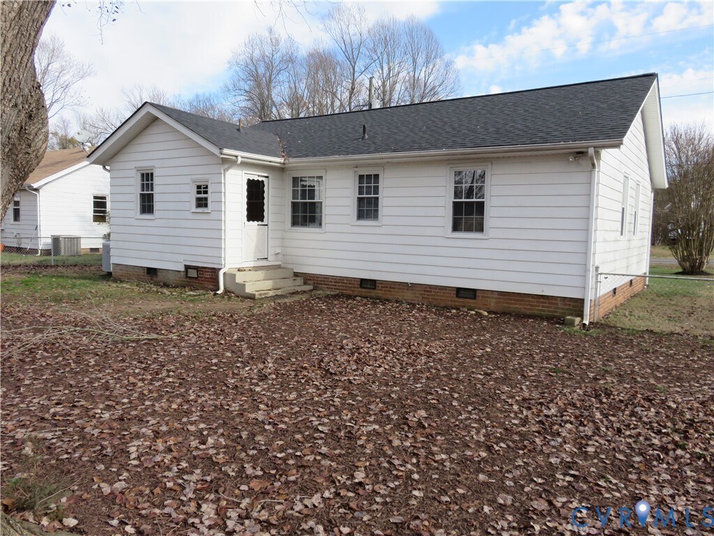 Building Photo - 5906 New Osborne Turnpike