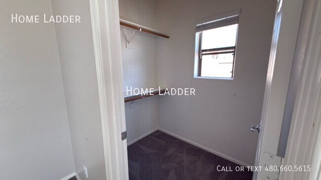 Building Photo - 4703 S 99th Dr