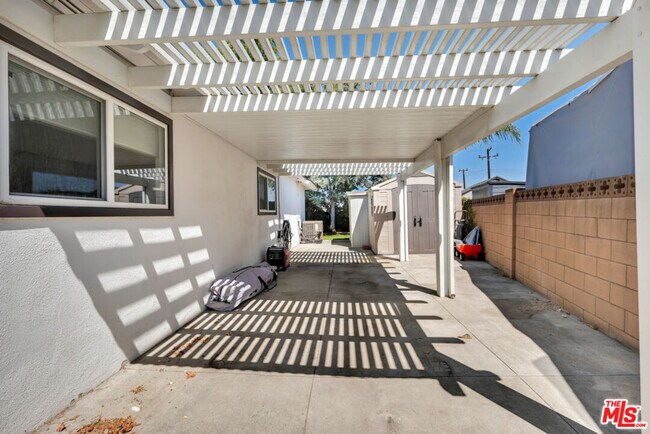 Building Photo - 3179 Jessica St
