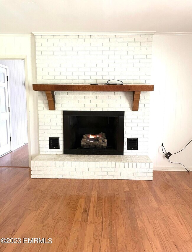 Building Photo - 4500 Russell Topton Rd