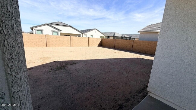 Building Photo - 39990 W Sunland Dr