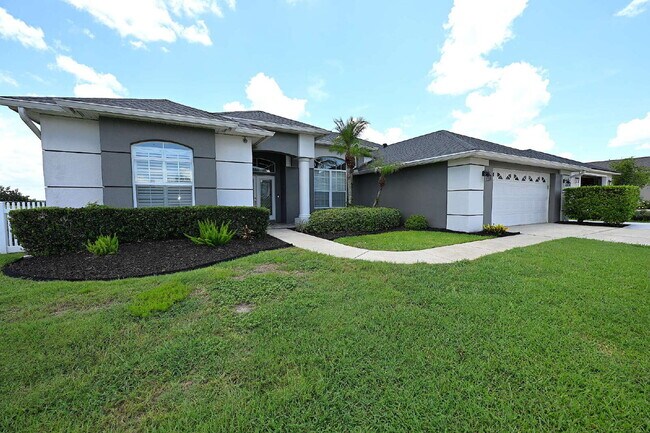 Building Photo - 2618 High Ridge Dr