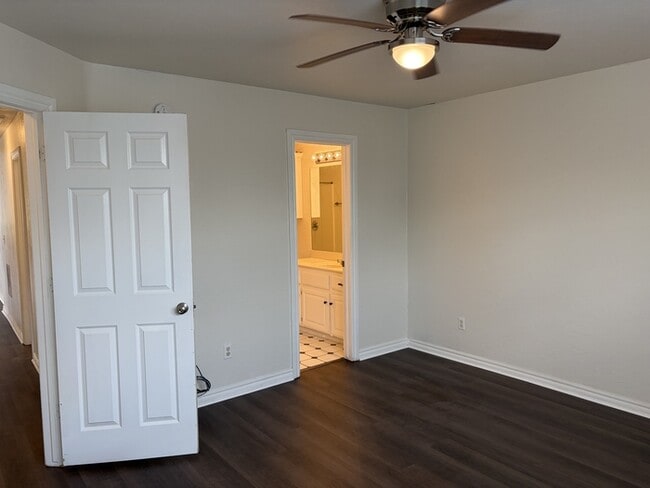 Building Photo - 4813 SE 89th Terrace
