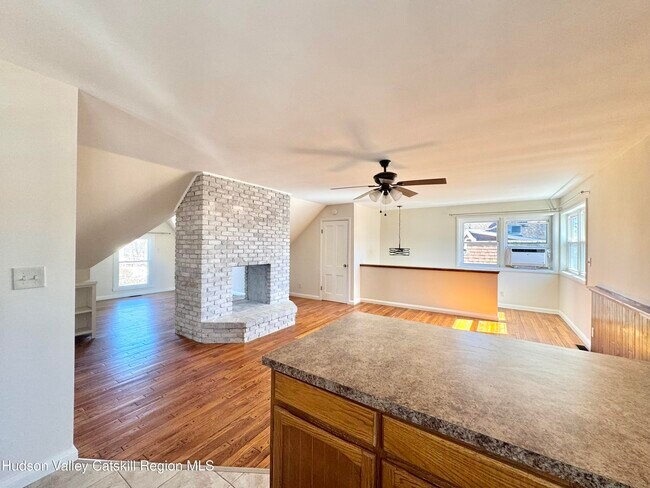 Building Photo - 139 Jefferson Heights
