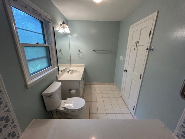 Building Photo - 5 Bed | 3.5 Bath House in Raleigh