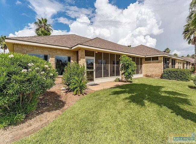 Building Photo - 39 Torrey Pines Dr