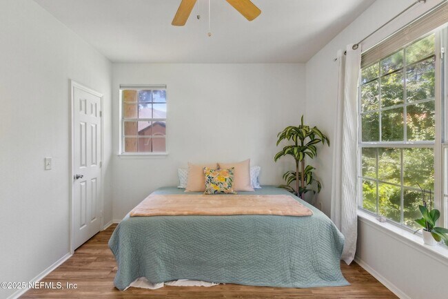 Building Photo - 160 Veracruz Dr