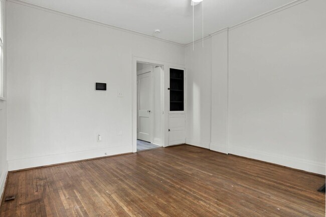 Building Photo - 27-29-29 S Terrace Ave