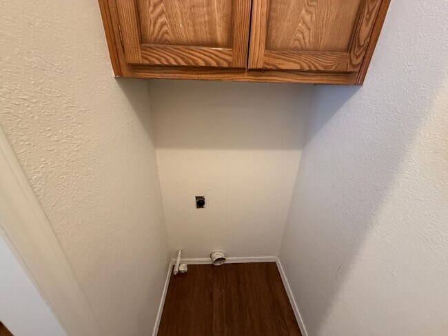 Building Photo - Broken Arrow 3 bedroom 2 Bath Duplex