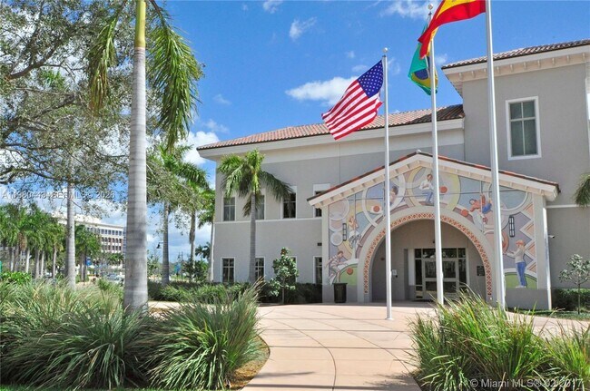 Building Photo - 5300 Paseo Blvd