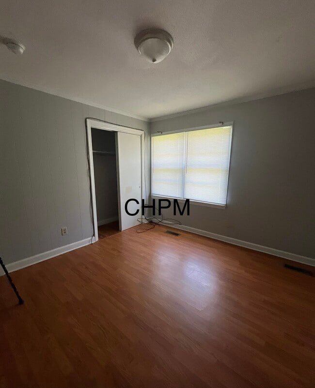 Building Photo - 1002 Myrtle St